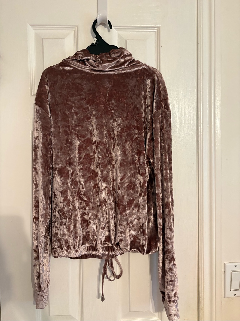 FRANK & OAK Crushed Velvet Pullover Hoodie in Mauve Pink - Picture 2 of 3